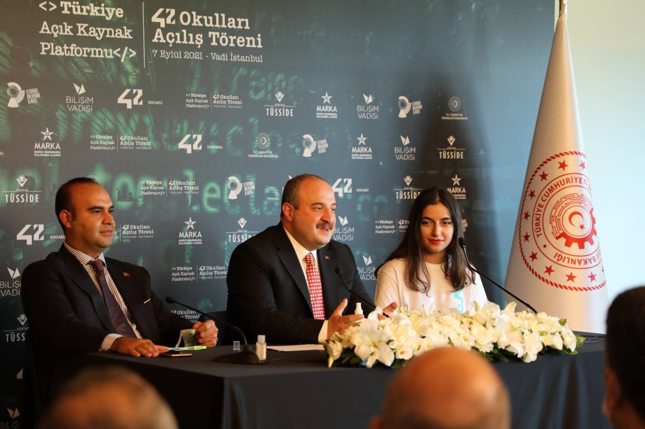 Türkiye Açık Kaynak Platformu 42 İstanbul Açılış Töreni