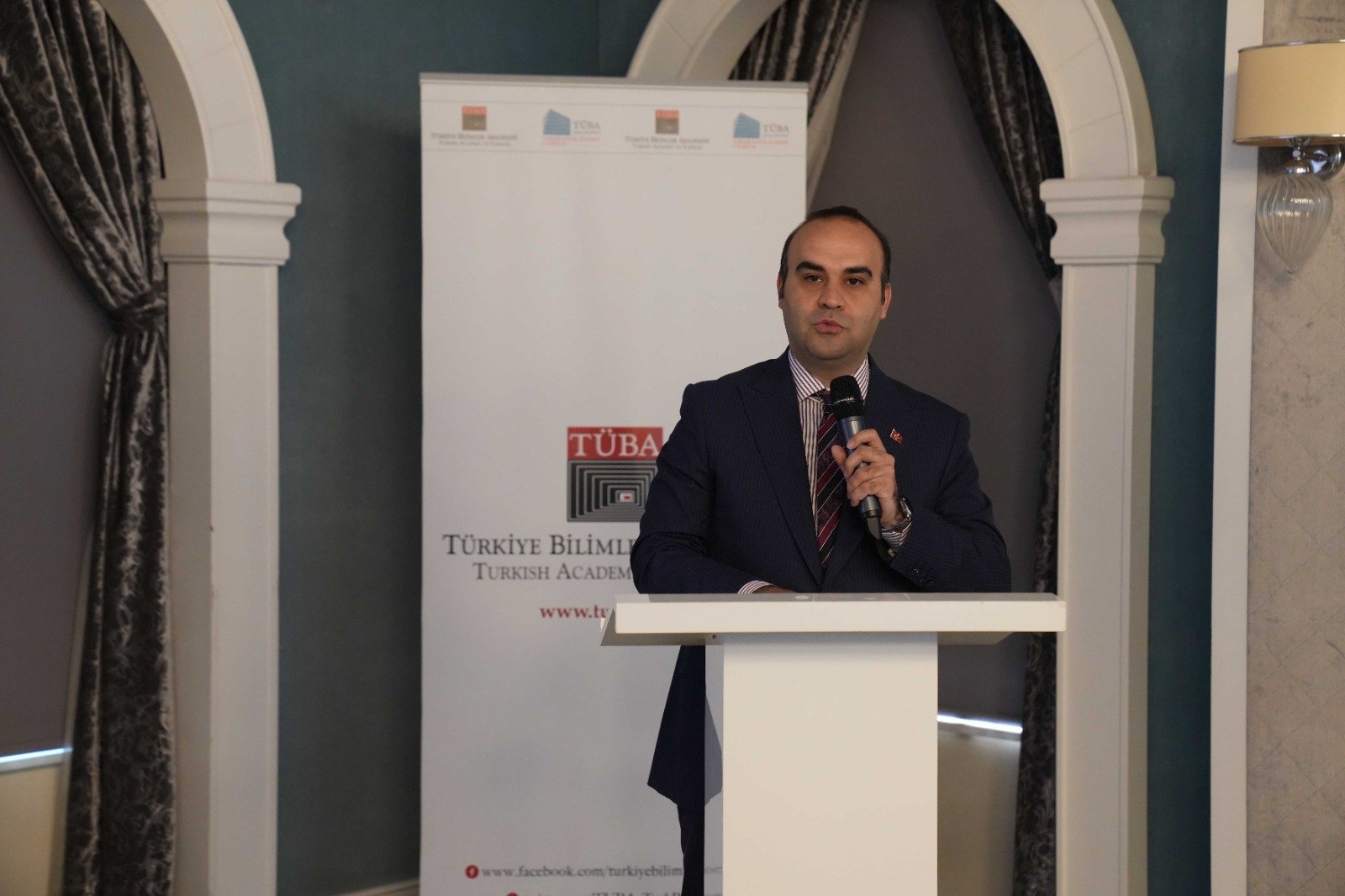TÜBA&AASSA “Ticari Organizasyonlar ve Hayırsever Kurumlar Bağlamında Sürdürülebilirliği Anlamak” Sempozyumu