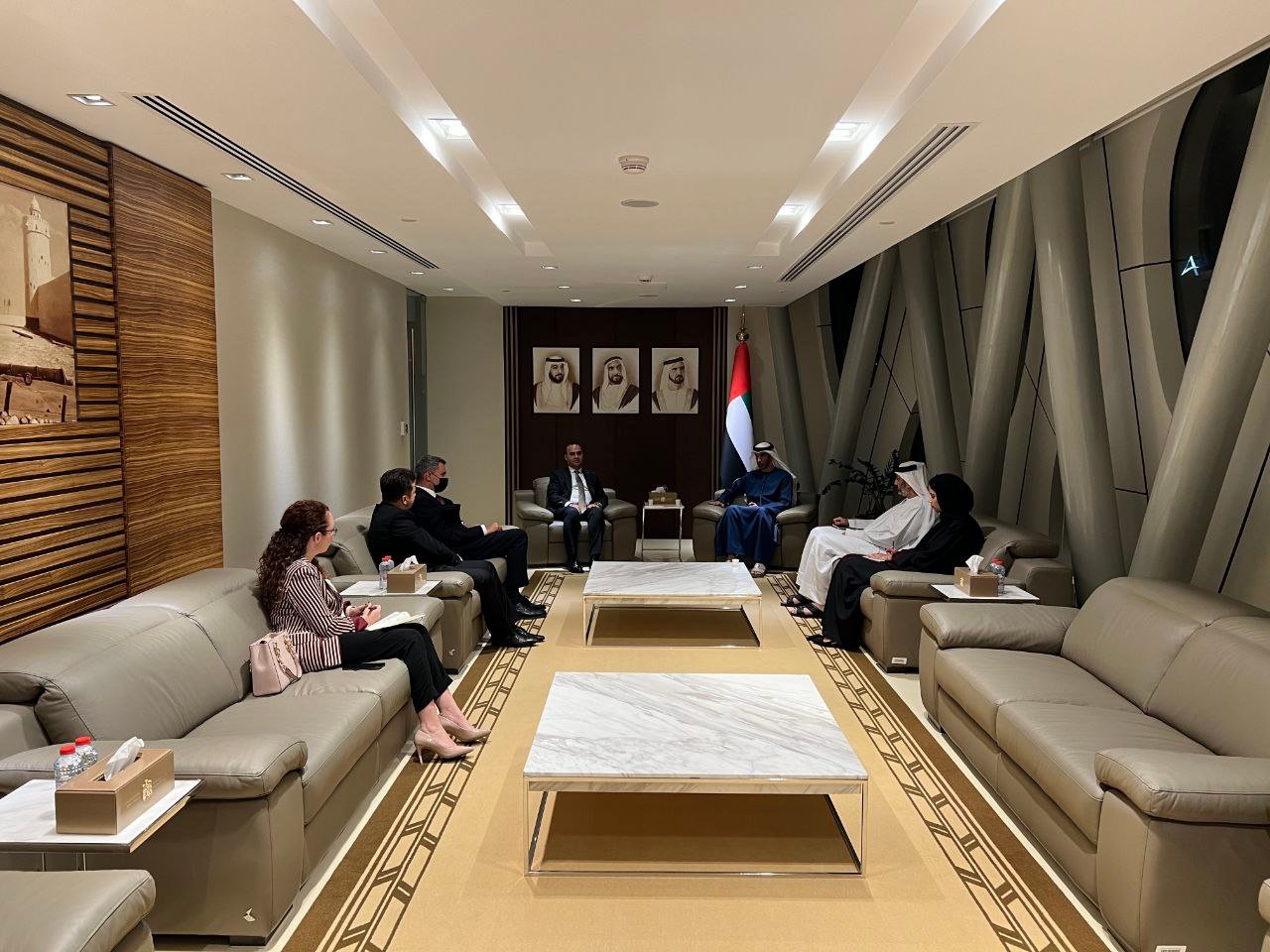Thani Ahmed Al Zeyoudi ile Görüşme