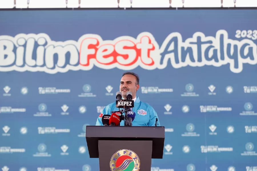 ANTALYA BİLİMFEST KAPILARINI AÇTI