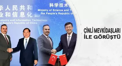 ÇİNLİ MEVKİDAŞLARI İLE GÖRÜŞTÜ
