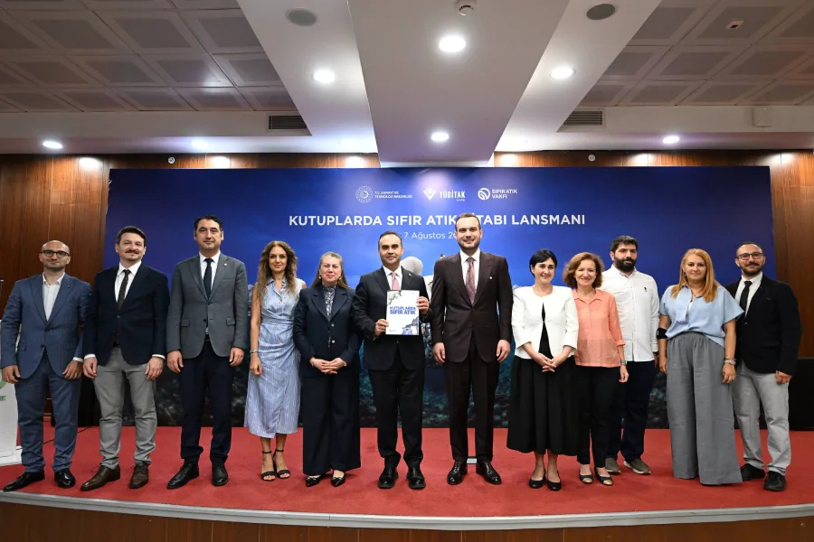 "KUTUPLARDA SIFIR ATIK” KİTABI TANITILDI - Gorsel 2
