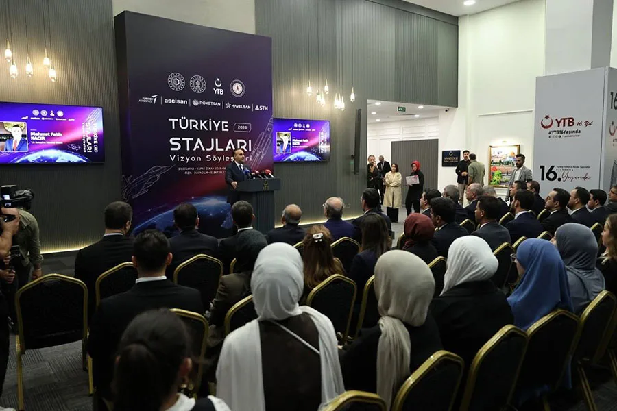 BAKAN KACIR, TÜRKİYE STAJLARI VİZYON SÖYLEŞİLERİ PROGRAMINA KATILDI - Gorsel 5
