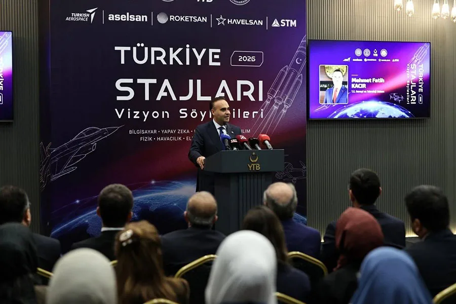 BAKAN KACIR, TÜRKİYE STAJLARI VİZYON SÖYLEŞİLERİ PROGRAMINA KATILDI - Gorsel 4